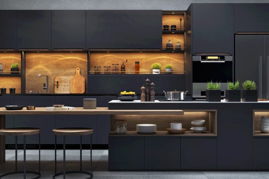 Moderne Küche mit dunklen Fronten und warmen Holzakzenten | Ceranfeldabdeckung Holz